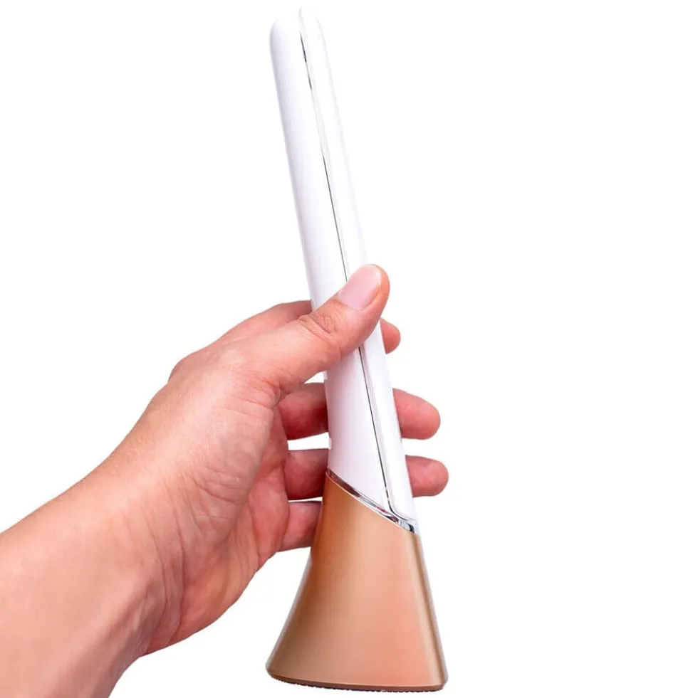 Daylight Smart Go Portable Task Lamp