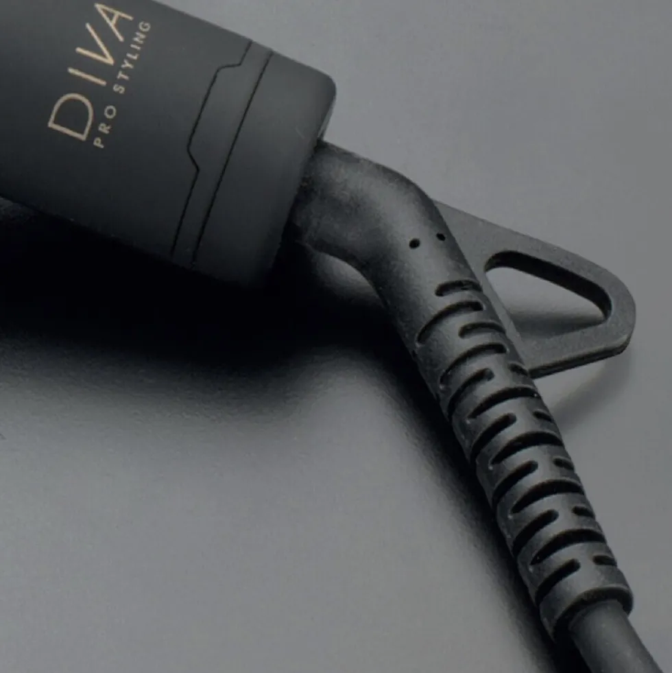 Diva Pro Styling Ceramic Hot Brush 30mm