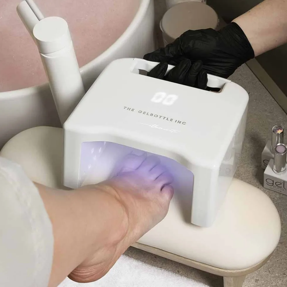 The GelBottle Inc Illuminate Nail Lamp