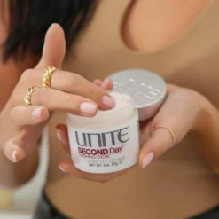 UNITE Hair Second Day Finishing Cream 57g