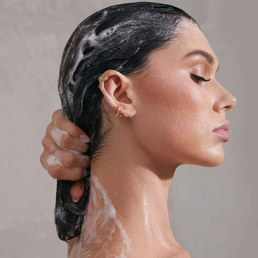 UNITE Hair Weekender Deep Cleansing Shampoo 236ml